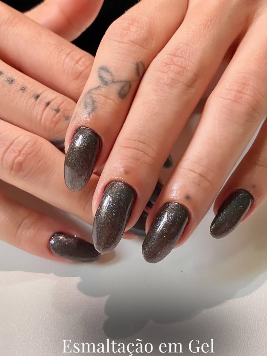 ✨ Feedback da aluna Maíra ✨A Maíra começou no curso de Manicure e Pedicure Tradicional e logo se (1)